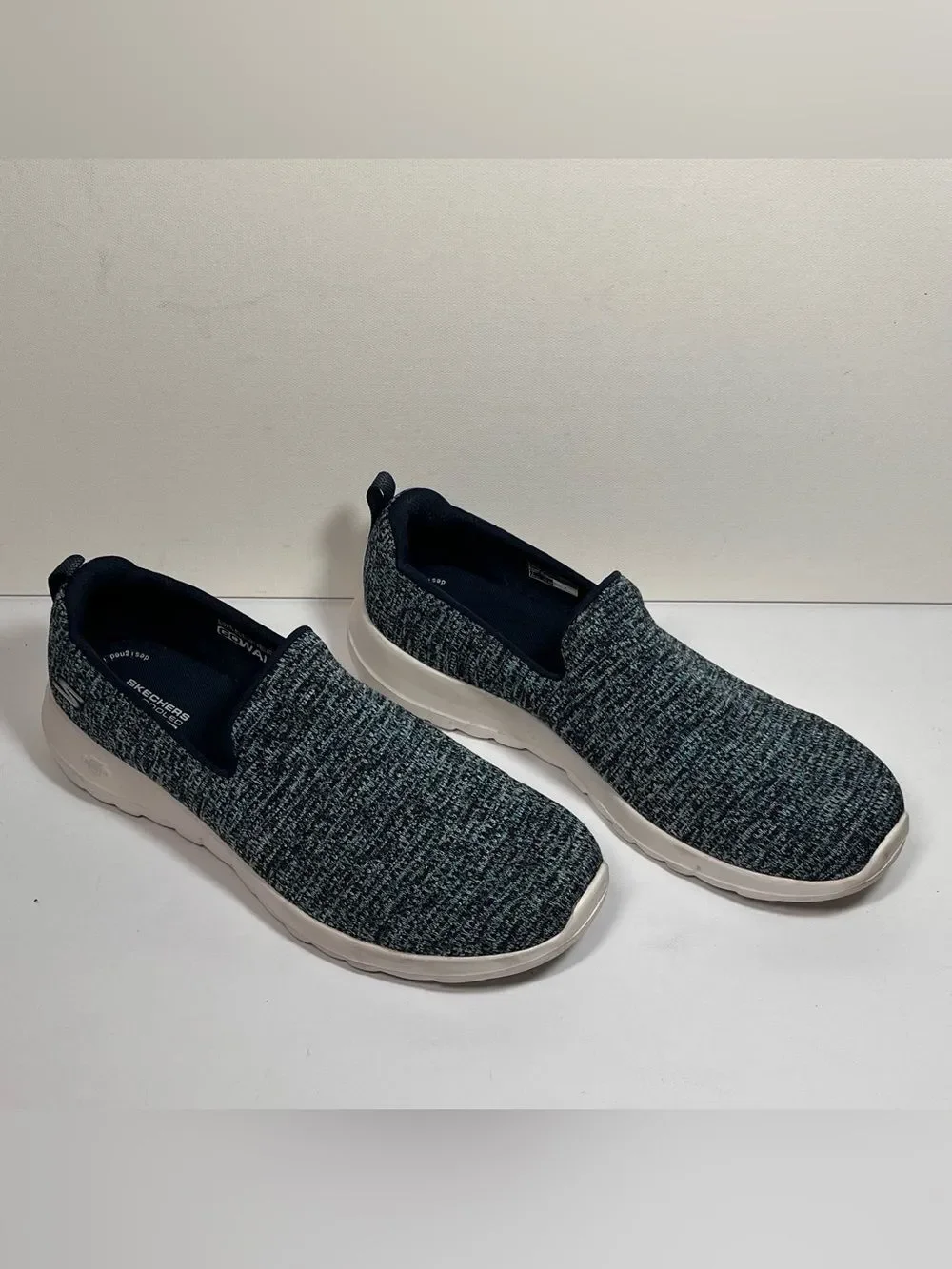 Skechers GOwalk Joy Ons-Everly Washable Two-Toned Knit Slip